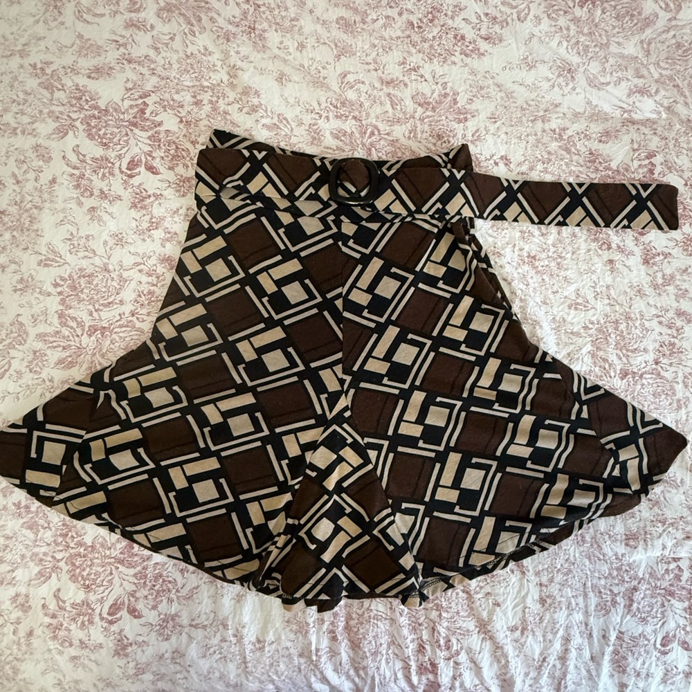 Geometric Print Brown A-Line Skirt with Belt
